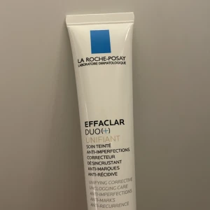 La Roche posay  - Säljer denna då jag råkade beställa unifiant istället för vanlig. Helt oanvänd, orginalförpackninh finns kvar 