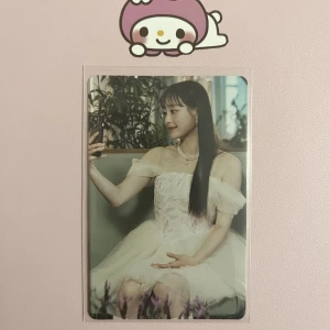 Chuu flip that photocard - Vill sälja henne för att jag hsr 2 st av henne 😭