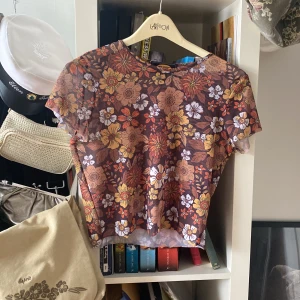 Meshtopp  - Supersöt tshirt i mesh❤️ skriv för fler bilder eller frågor 