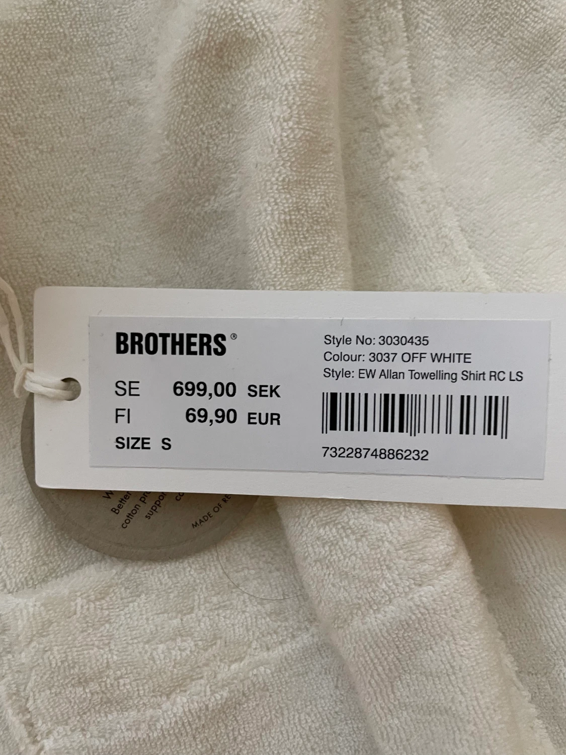 Oanvänd och nyköpt tröja - 90