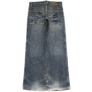 Vintage baggy jeans - Säljer dessa tvär feta vintage Jiggawear jeans då de inte passar mig.  Tveka inte att höra av dig vid frågor eller intresse! 