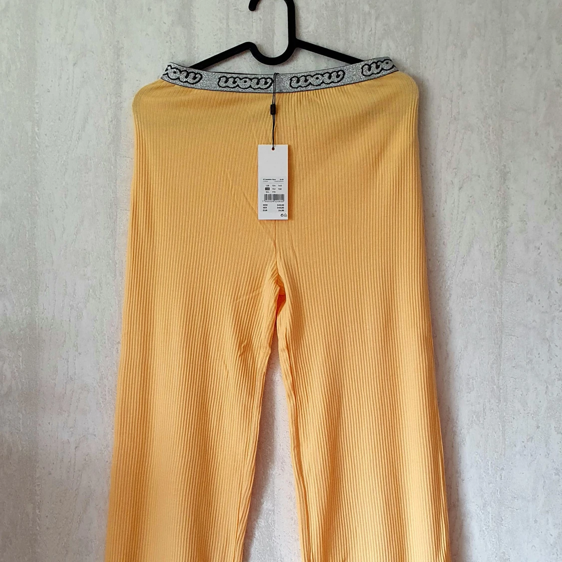 Fina set byxor och skjorta för 110kr - 91