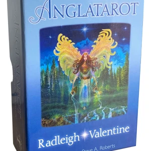 Änglatarot NY - En inplastad och öppnad tarotlek ”änglatarot” på svenska. Det är den äkta leken som har hård låda och instruktioner med. Finns att hämta på Kungsholmen eller skickas mot porto.  Nypris: 400 kr