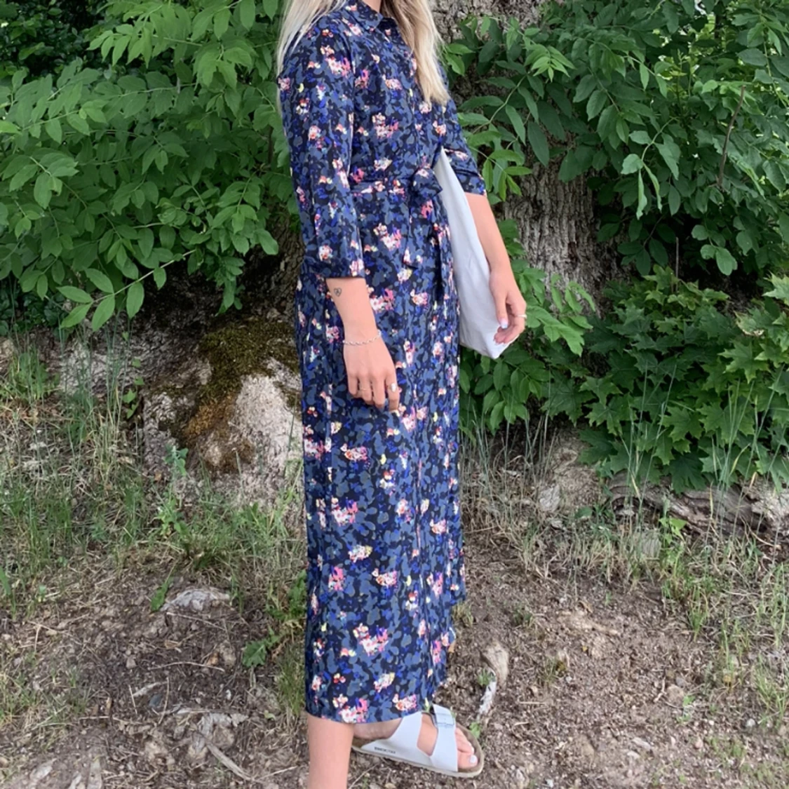 Blommig klänning  - 90