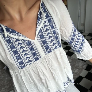 Pepe jeans blus - Superfin blus från Pepe Jeans! Nästan aldrig använd och är därför i toppen skick! Strl XS🌸