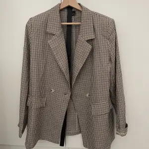 Cute and new blazer, pick up in Malmö 