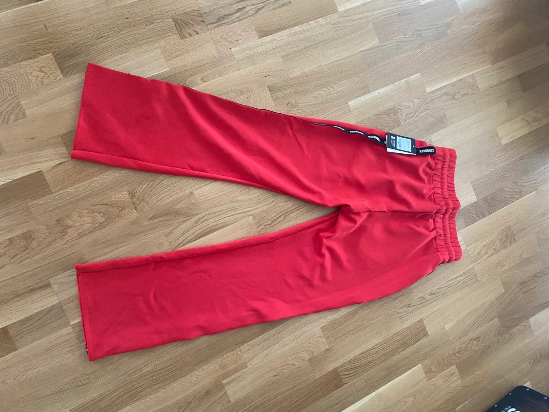 Stronger byxor! - 90