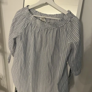 Tröja - Supersöt topp från Hm i mycket bra skick 