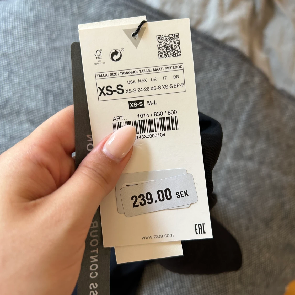 Svart tight klänning  - 91