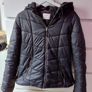 Täckjacka - Använd några gånger