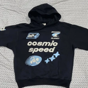 Broken Planet - Cosmic Speed Hoodie - Size M  - Broken Planet - Cosmic Speed Hoodie - Size M - Helt ny  Har kvitto