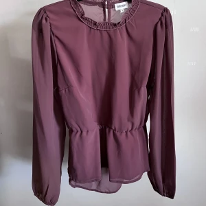 Topp  - Superfin topp med öppen rygg 