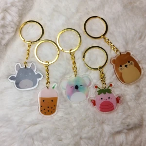 Nyckelring squishmallow - Fina nyckelringar. Figuren ca 4 cm i bredast dm. 1 för 25 eller alla för 90 :) 