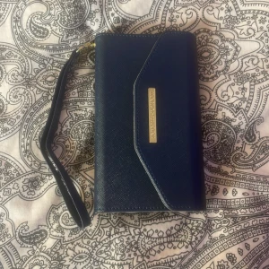 Mobilskal  - Mobilskal till iPhone xs helt ny 