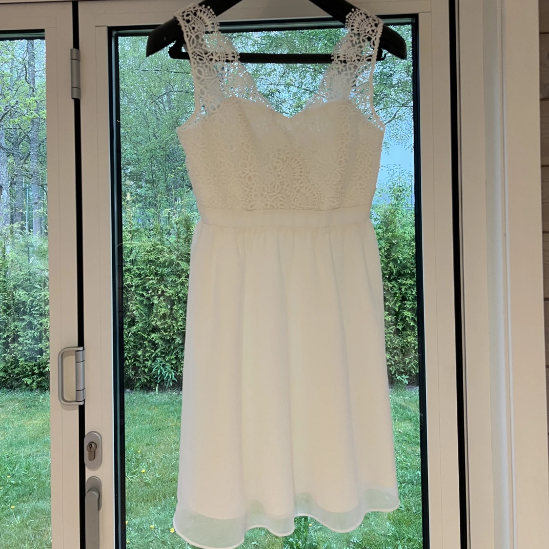 Vit studentklänning - 90