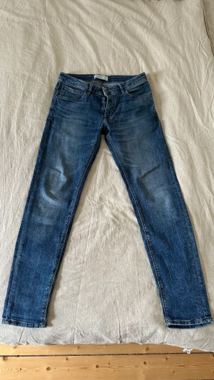 Jeans skinny stretch 30x32 - Very stretchy Great conditions French brand bought in Paris