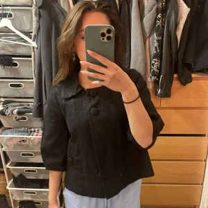 Trekvartsärm jacka - Snyggaste jackan med trekvartsärmar från hm!!