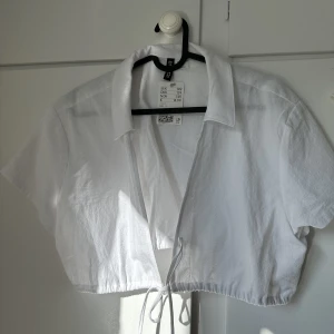 Linne-topp - Lapp kvar, super fräsch!!