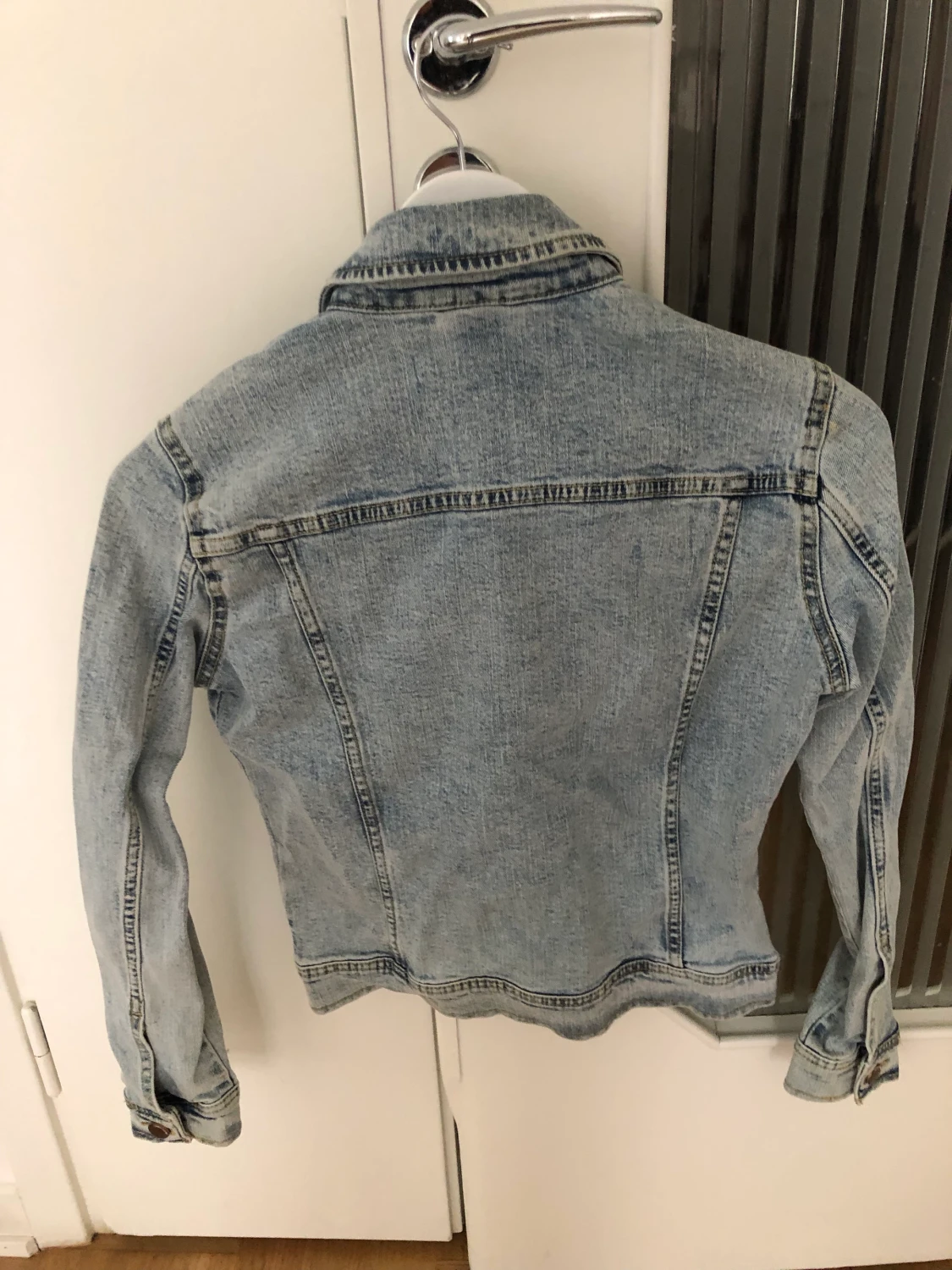 Ny Snygg jeansjacka! - 90
