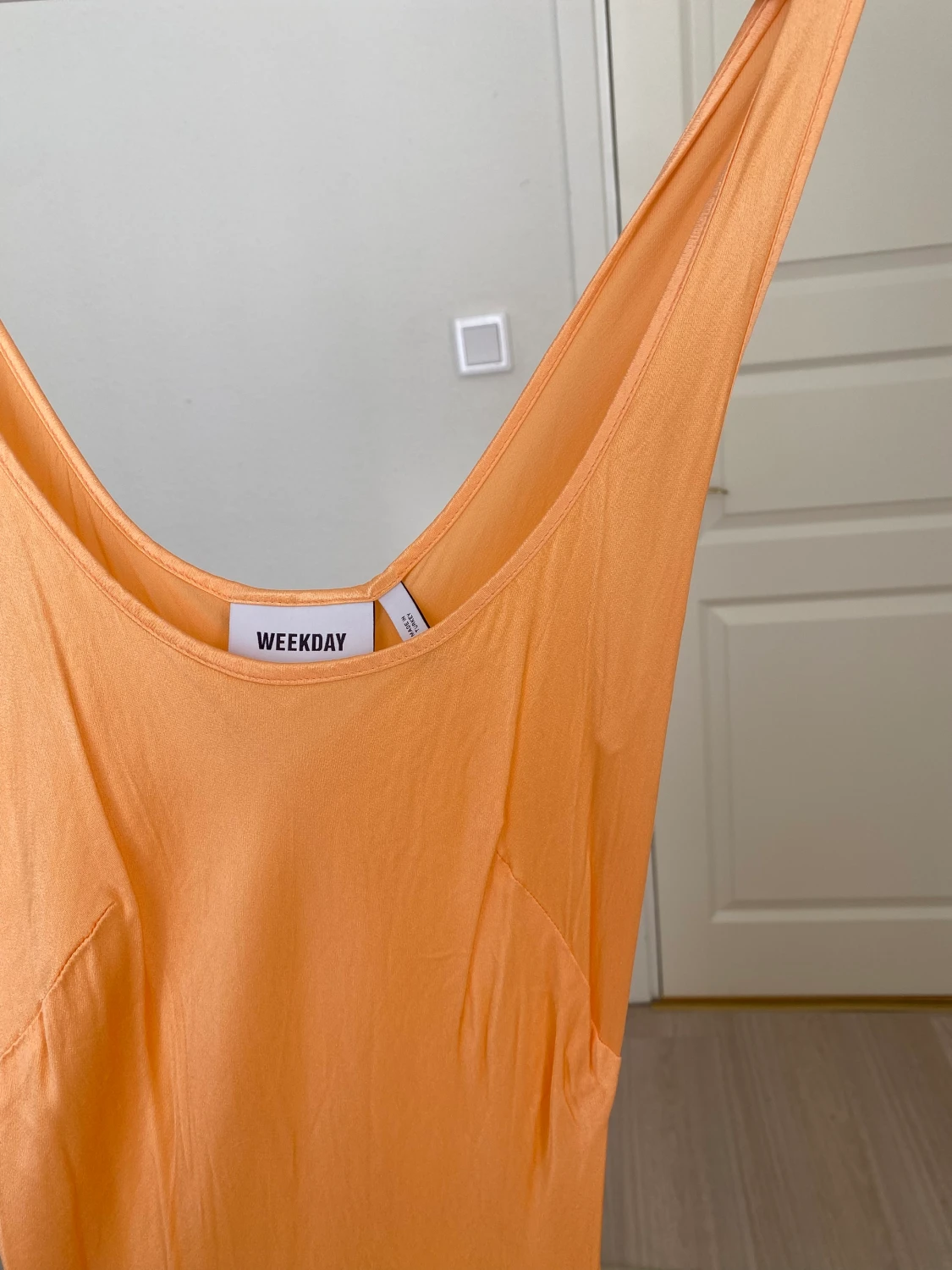 Weekday Maxiklänning  - 90