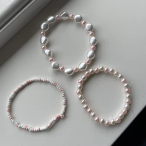 Armband - Armband för 20kr/st, alla tre armband för 50kr 💗