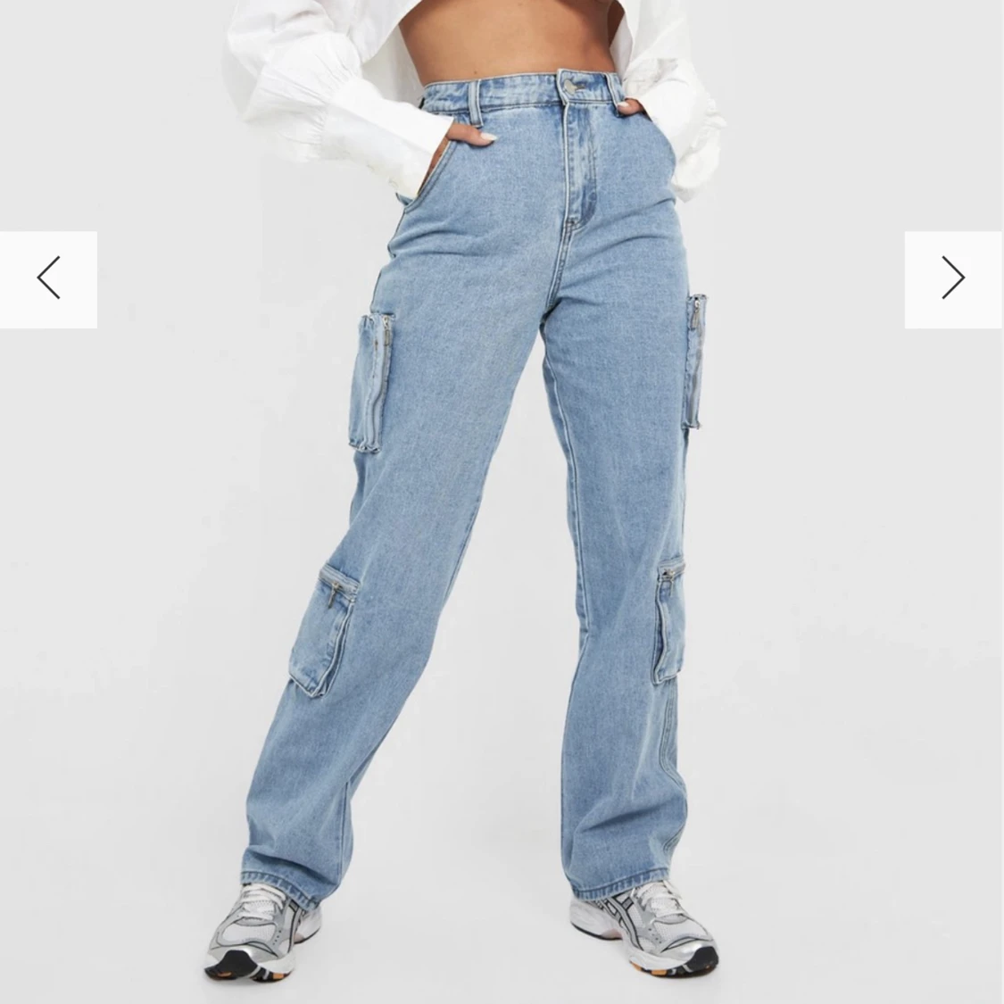 Jeans cargo ifrån Bohoo