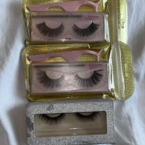 Lösögonfransar  - Oanvända och oöppnade fransar, 2st franskit med fransar, frans pincett samt fransborste 30kr/st eller båda för 50kr och ett par vanliga fransar 25kr🦋 Alla tre för 65kr