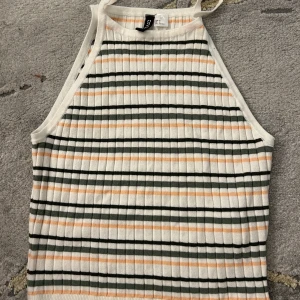 Topp  - Topp från hm storlek M