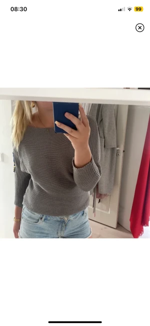 Hunkydory tröja  - Jötte fin tröja utan några skador från hunkydory   Står ej för frakten o postens slarv 