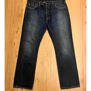 Levis 501 36/32 - Levis 501 36/32 Inga defekter Fråga på om du har några funderingar