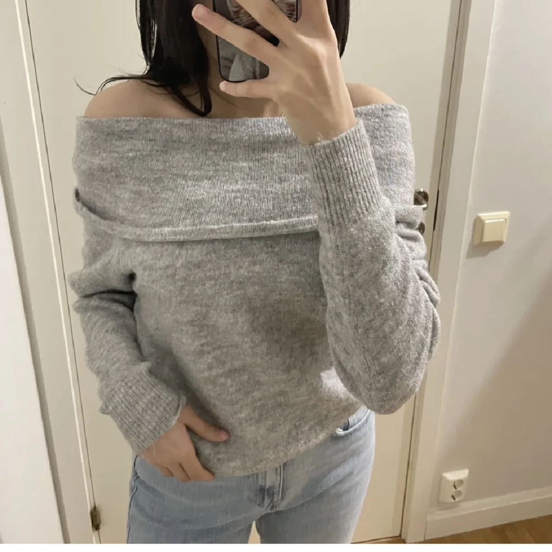 Offshoulder tröja - 90
