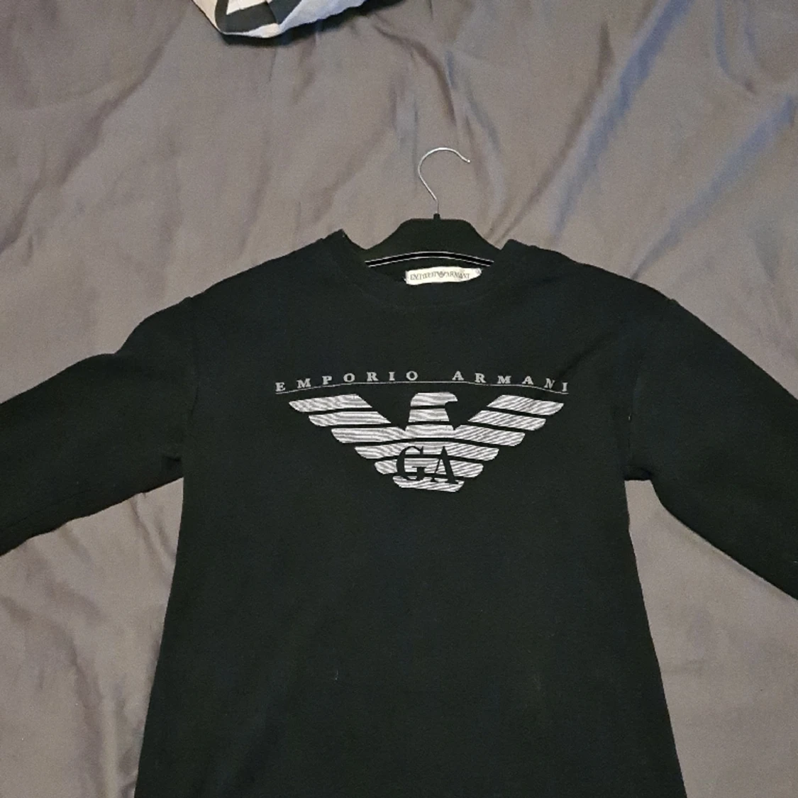 ARMANI TRÖJA