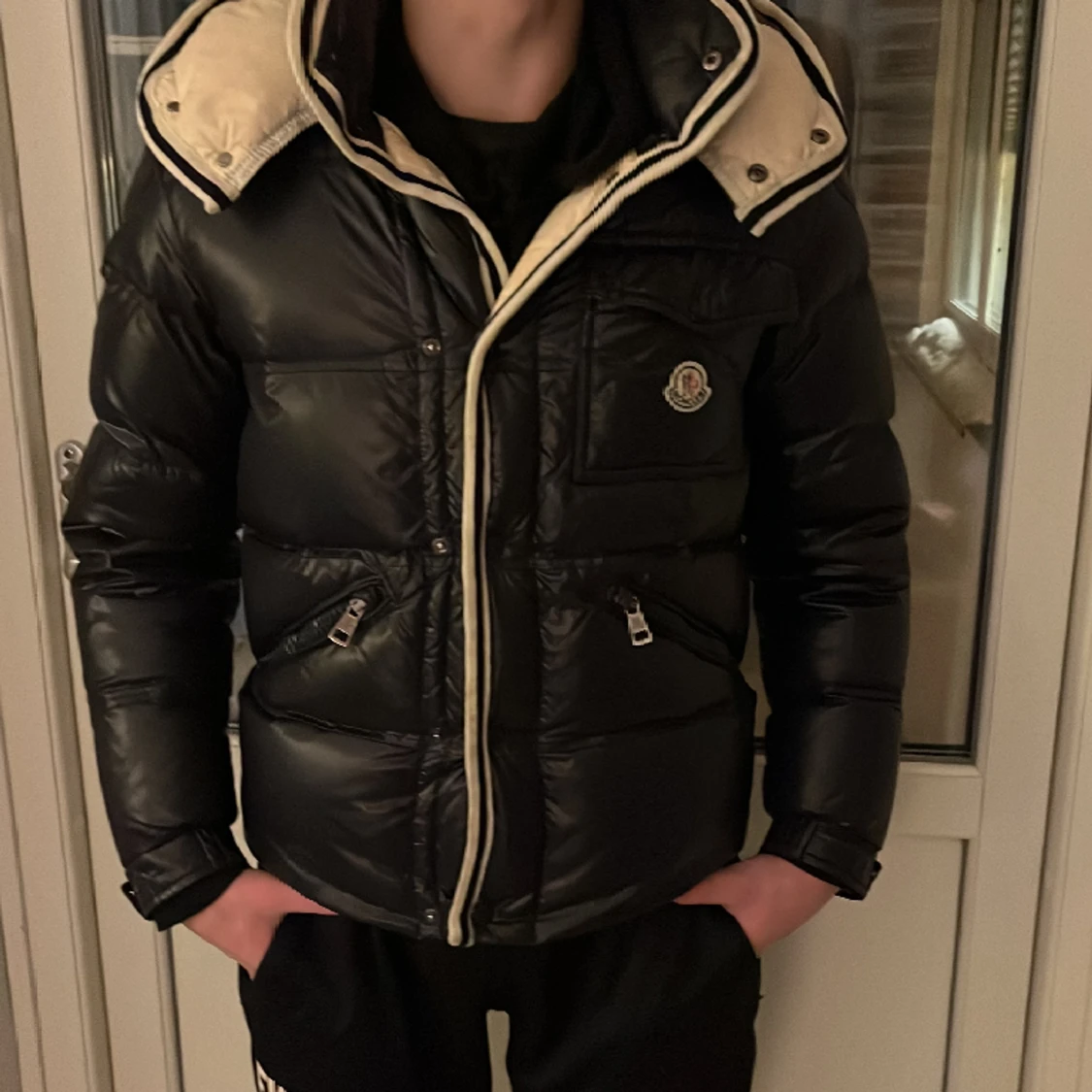 Moncler branson  - 90