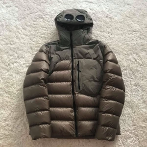 CP company shell jacket - CP company jacket Size L/XL Authentic Khaki