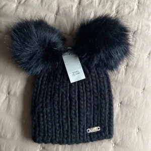 Mössa - Helt oanvänd mössa från river island❤️‍🔥