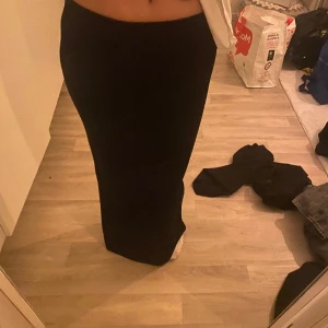 Långkjol - Långkjol från ginatricot 