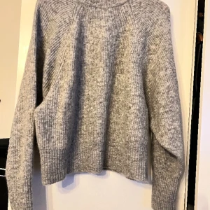 HM TREND Mohairtröja - Jättefin grå tröja i fint skick