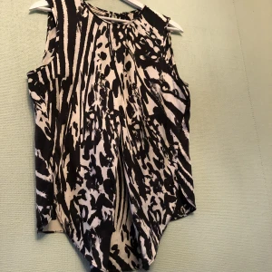 Topp i silke Från malene Birger - 100% silke