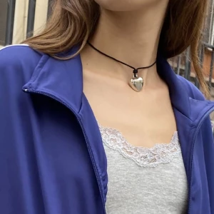 Halsband  - Säljer detta halsband från subdued☀️☀️