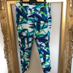 Byxa  - Byxa från ICB fina färger,size 44 italiensk .