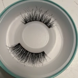 3D lösögonfransar - De är i nyskick🥰 kan aktivera köp nu om det önskas🙌🏻