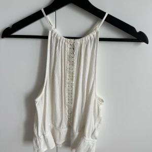 Linne - Aldrig använt! Endast provat. Säljer då jag inte använder det🥰 Fler bilder kan skickas😊