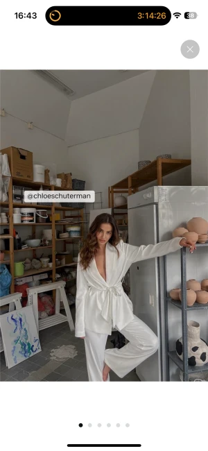 Nakd blazer - Vit kavaj från Nakd som aldrig använd. Köptes för 799, storlek 34.  