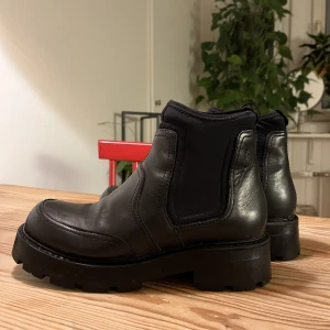 Vagabond Cosmo storlek 38 - Boots från vagabond i storlek 38. Mycket sparsamt använda! 