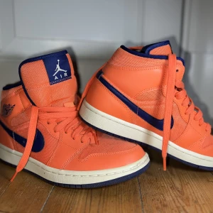 Nike Air Jordan strl 39. - Använda ett fåtal gånger så nästan som nya. Strl 39 💕💕