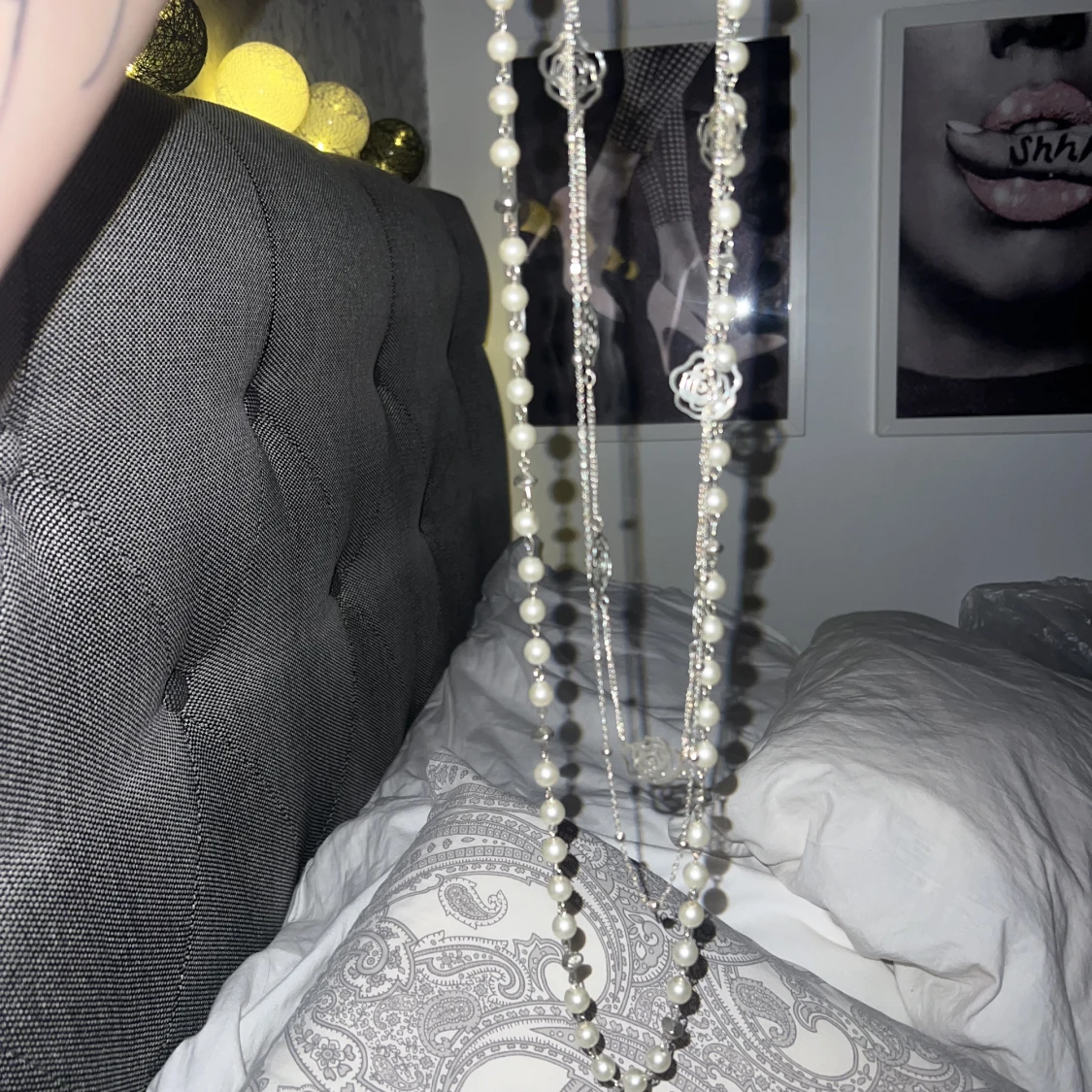 Silvrigt halsband  - 90