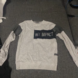 Huddie  - Bra material