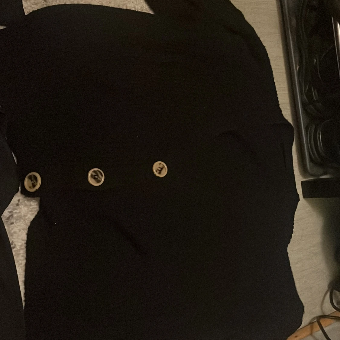 Svart stickade tröja