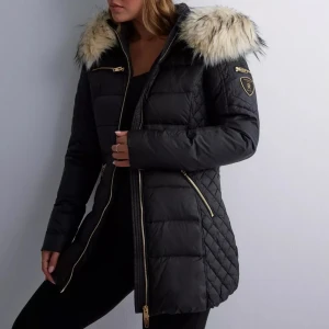 Rockandblue vinterjacka - Jackan har äkta päls och är i storlek 36