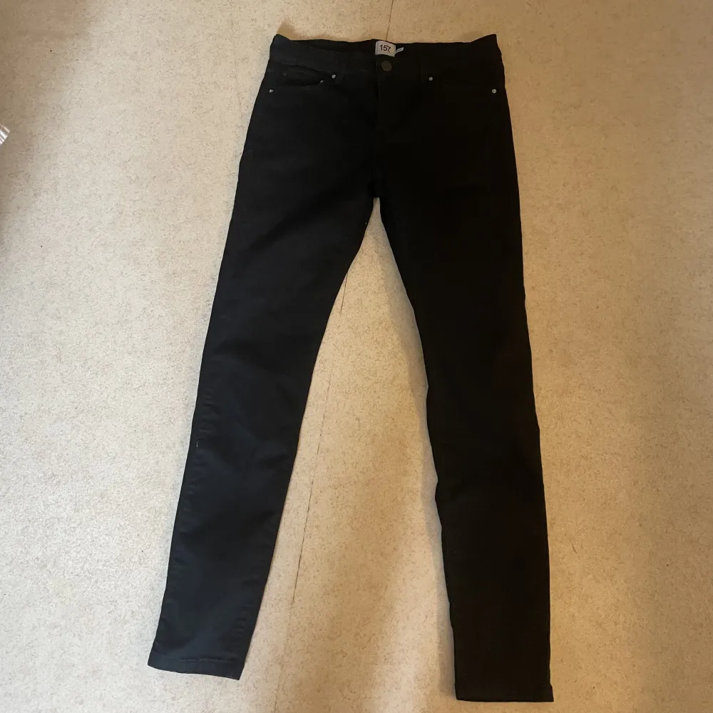 Skinny jeans från lager 157. Storlek L. Väldigt stretchiga. . Jeans & Byxor.